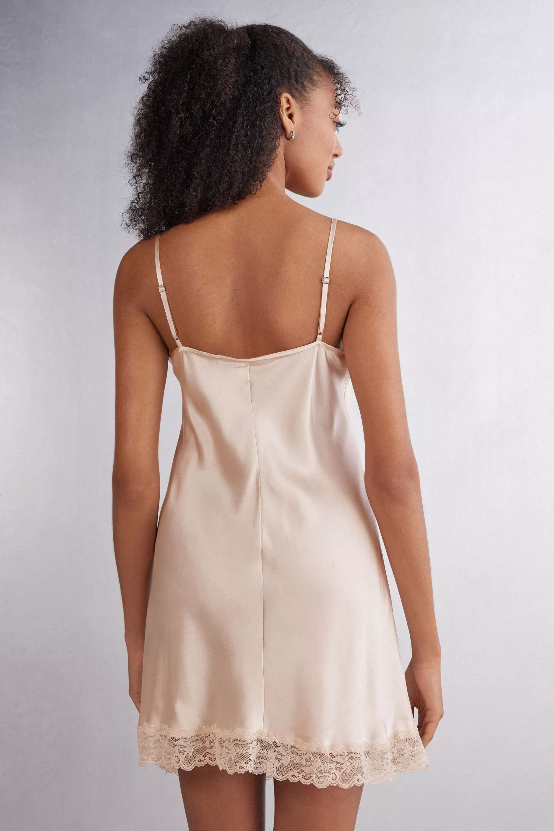 Intimissimi Nattlinnen / Babydoll^Silk Slip med spetsdetalj